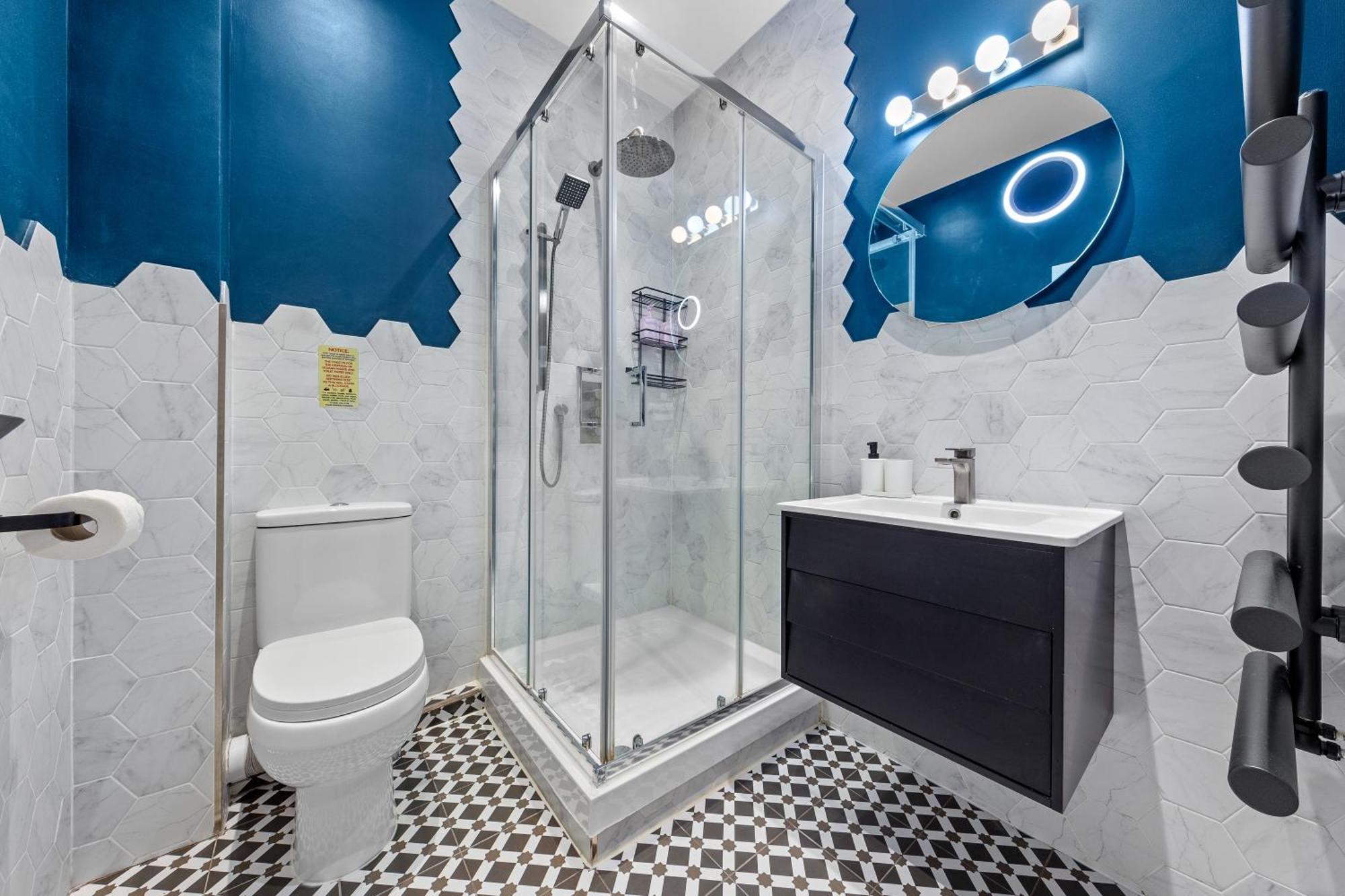 Stylish 2 Bedroom Apartment In Westminster Sleeps 5 With Ac Londen Buitenkant foto